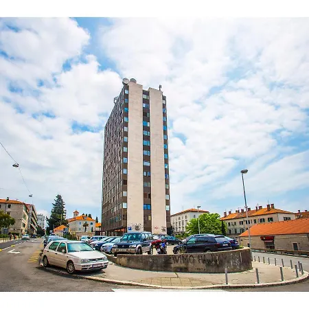 Tower 4* Сплит