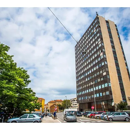 Tower 4* Сплит